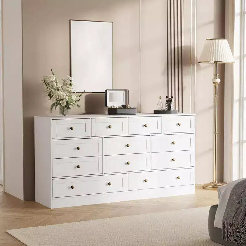Commode à 12 tiroirs pour chambre, meuble en bois de 61W avec poignées en métal, meuble TV pour téléviseurs jusqu’à 65 pouces, rangement pour vêtements