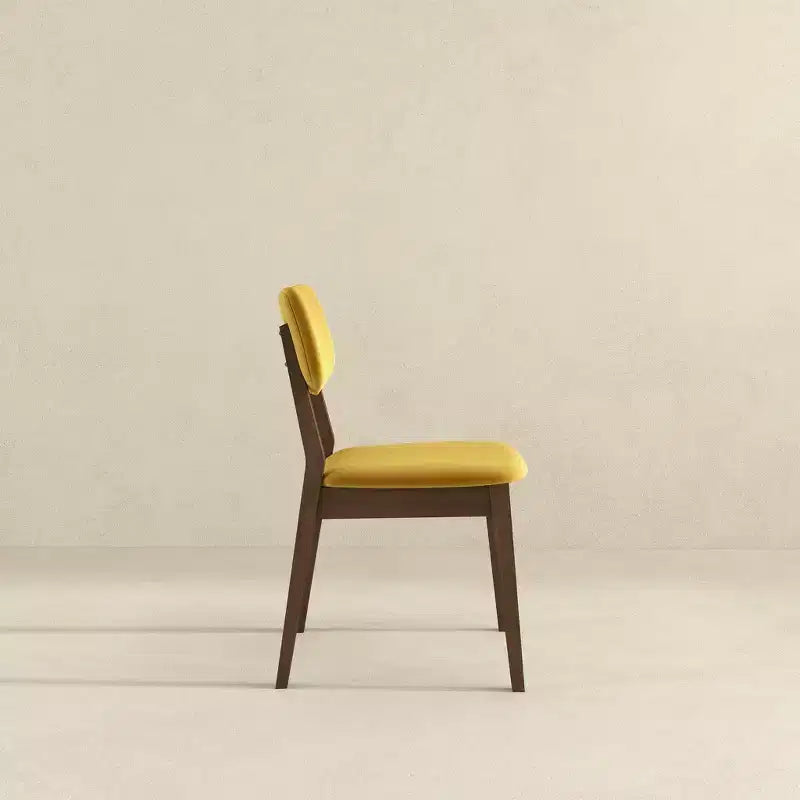 Juego de 2 sillas de comedor de terciopelo amarillo oscuro, patas de madera maciza, asiento y respaldo acolchados, sillas auxiliares sin brazos para cocina, comedor o sala de estar